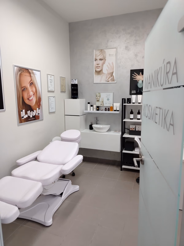 Interiér salonu Studio 4 women v Liberci